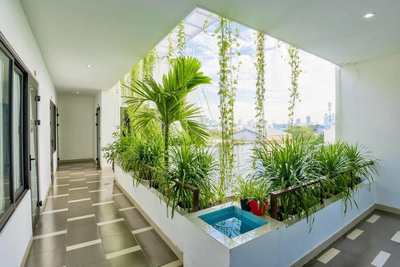 Annie Danang Hotel & Apartment Vietnam