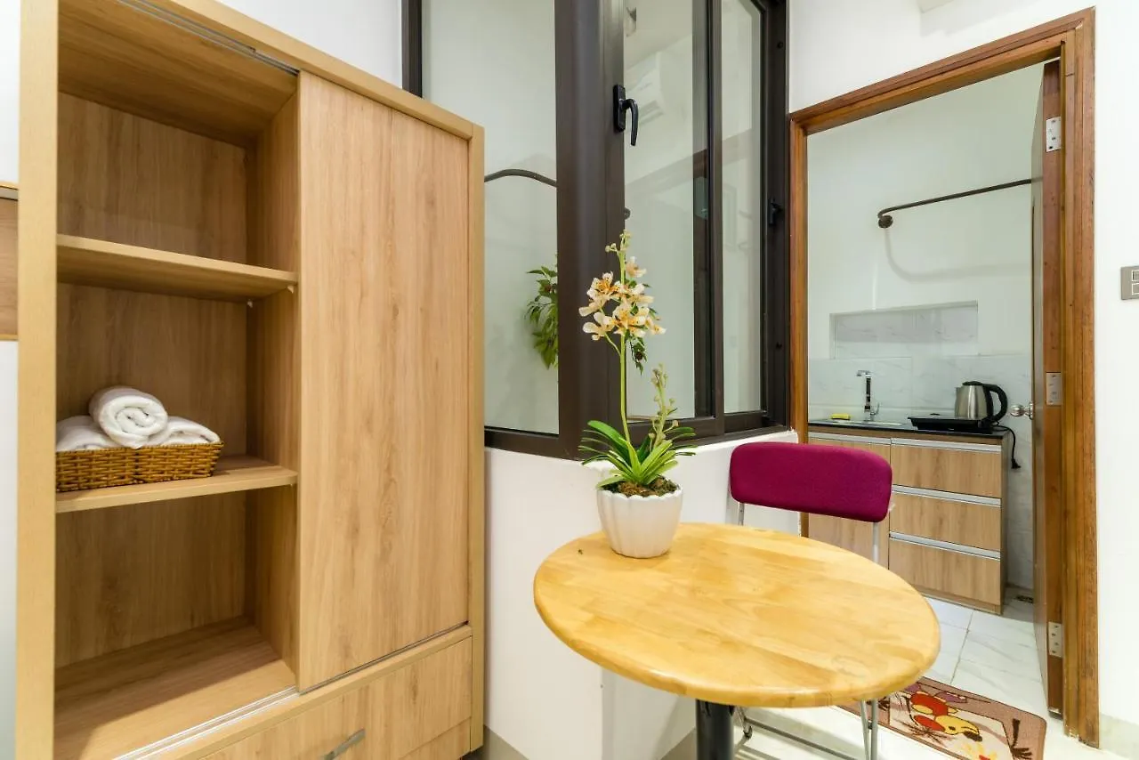 Annie Danang Hotel & Apartment