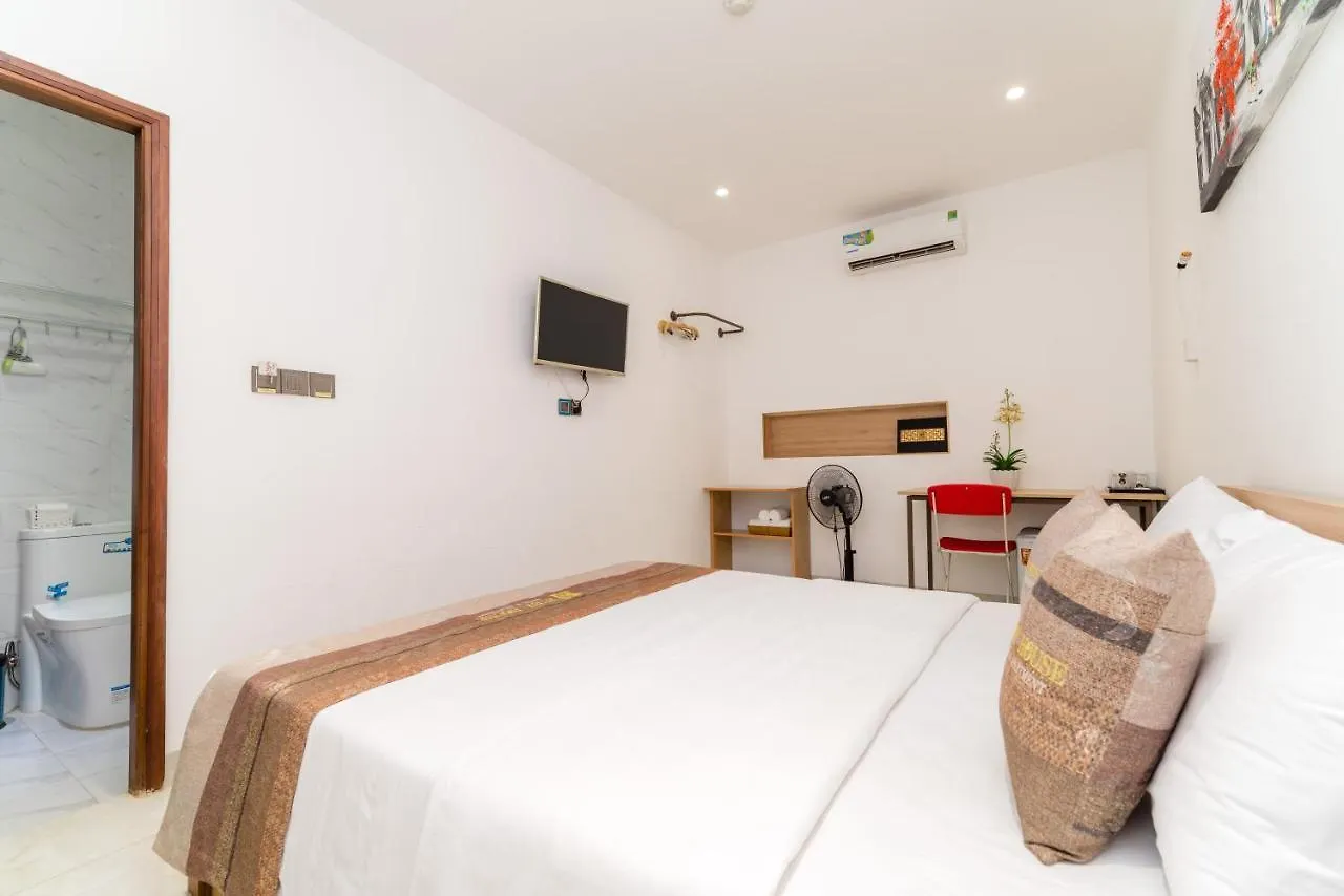 Annie Danang Hotel & Apartment Vietnam